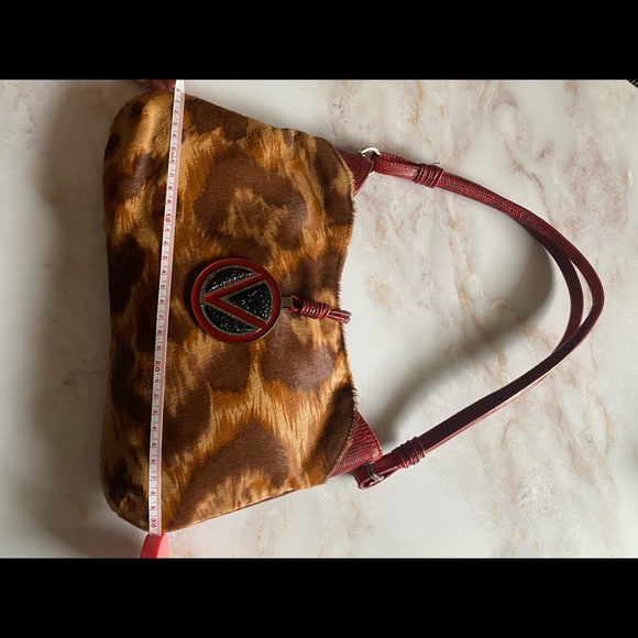 Valentino Garavani Shoulder bag - Picture 4 of 13